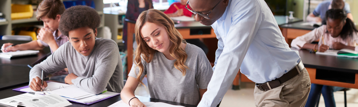 5 Essential Teacher Assistant Skills